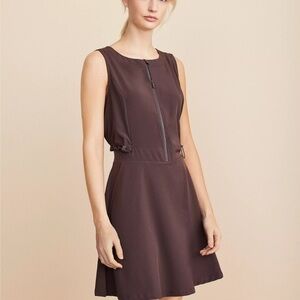 Lou & Grey Wanderweave active pocket dress in style S